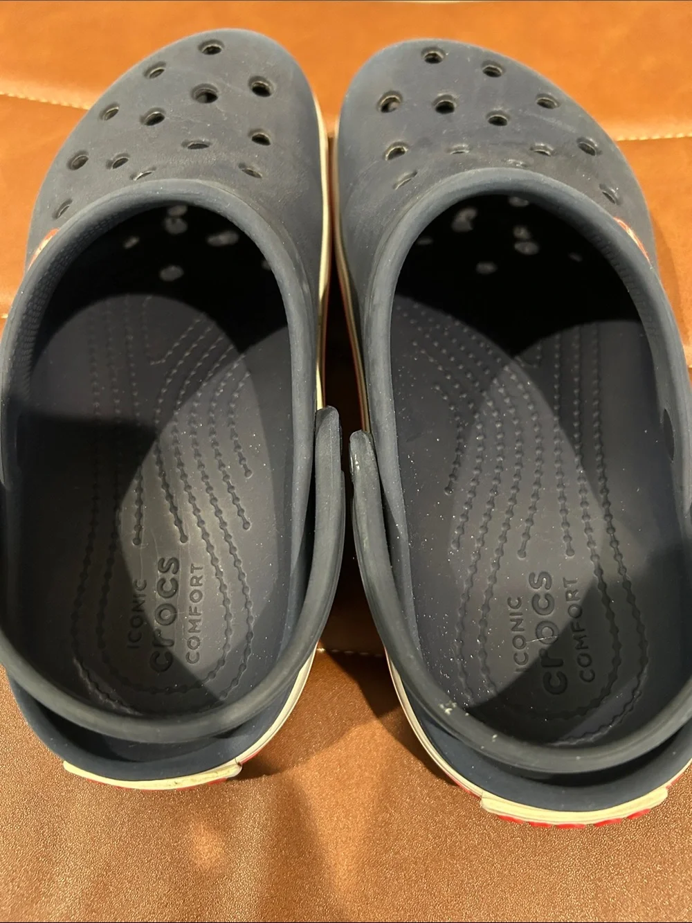 CROCS comfortable navy